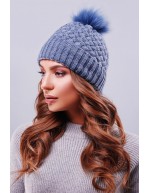 Шапка сірого кольору з відворотом