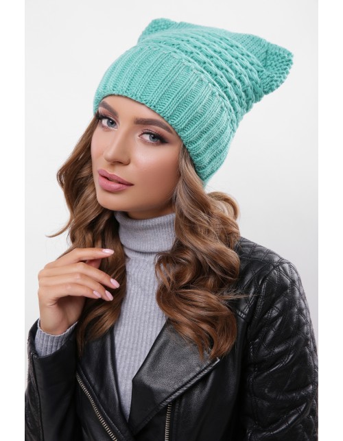 Жіноча шапка на флісі зеленого кольору