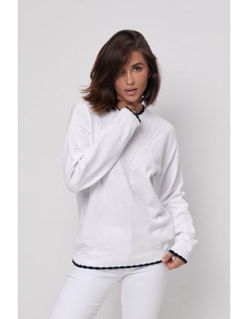 Вязаный джемпер молочного цвета с ажуром на манжетах