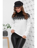 Вязаный свитер под горло с орнаментом цвета черный-молоко