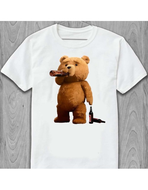 Мужская Футболка Медведь пьет пиво