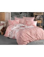 Постіль двоспальна рожевого кольору з візерунком квітів