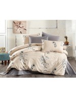 Постель двуспальная с цветочным принтом