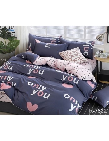 Постель двуспальная с сердечками