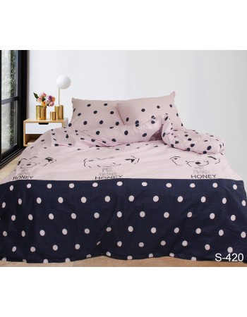 Постель двуспальная синего цвета в горошек