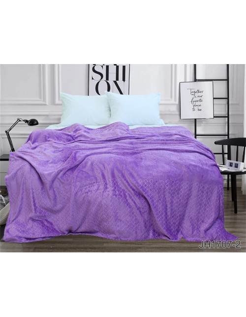 Плед фиолетового цвета с узором (200х220 см.)