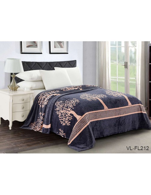 Плед чорного кольору з деревами (160х220 см.)