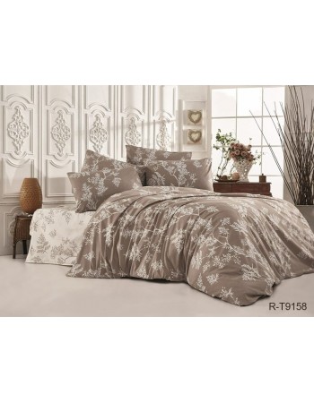 Постіль сімейна коричневого кольору з листя на гілках