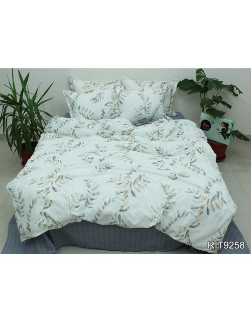 Сімейний комплект постільної білизни білого кольору з принтом, Ранфорс