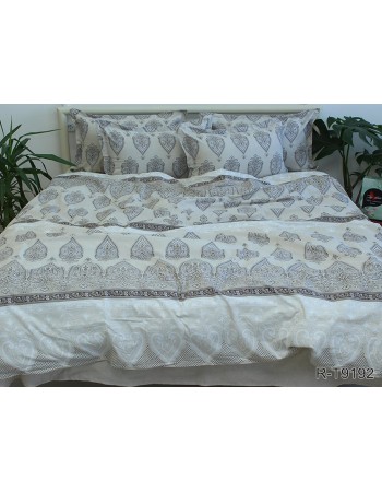 Постіль сімейна з абстрактним принтом