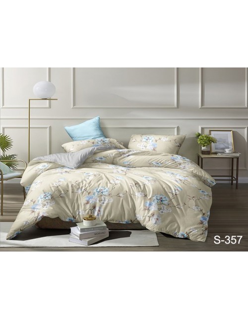 Сімейний комплект постільної білизни бежевого кольору з квітами, Сатин люкс