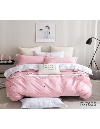 Постель евро розового цвета в клеточку